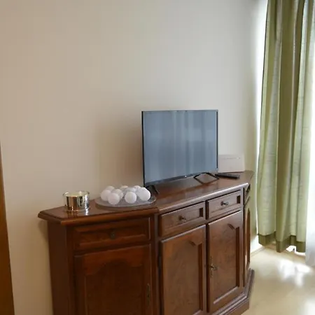 Family One Bedroom With Park View, Up To 4 Guests, Self Check-in Riga