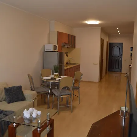 Apartment Family One Bedroom With Park View, Up To 4 Guests, Self Check-in
